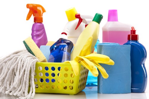 Bathrooms and floors cleaned as part of move out cleaning in E14